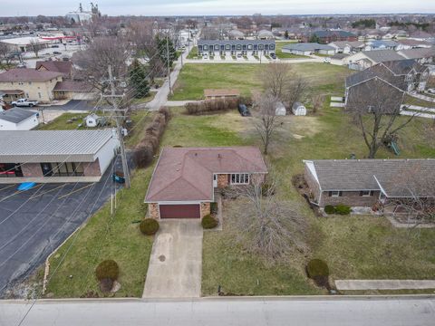 Tiny photo for 155 E Baker Street, Manteno, IL 60950 (MLS # 12586469)