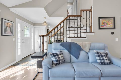 Tiny photo for 473 Le Parc Circle, Buffalo Grove, IL 60089 (MLS # 12516987)