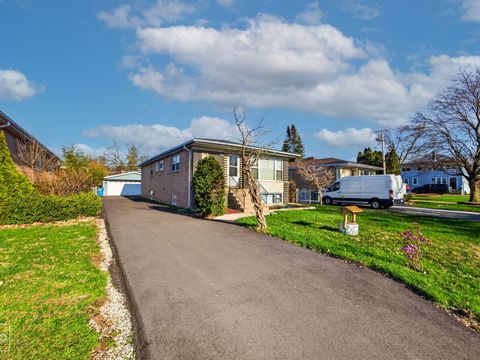 Tiny photo for 10643 S 83rd Avenue, Palos Hills, IL 60465 (MLS # 12615241)