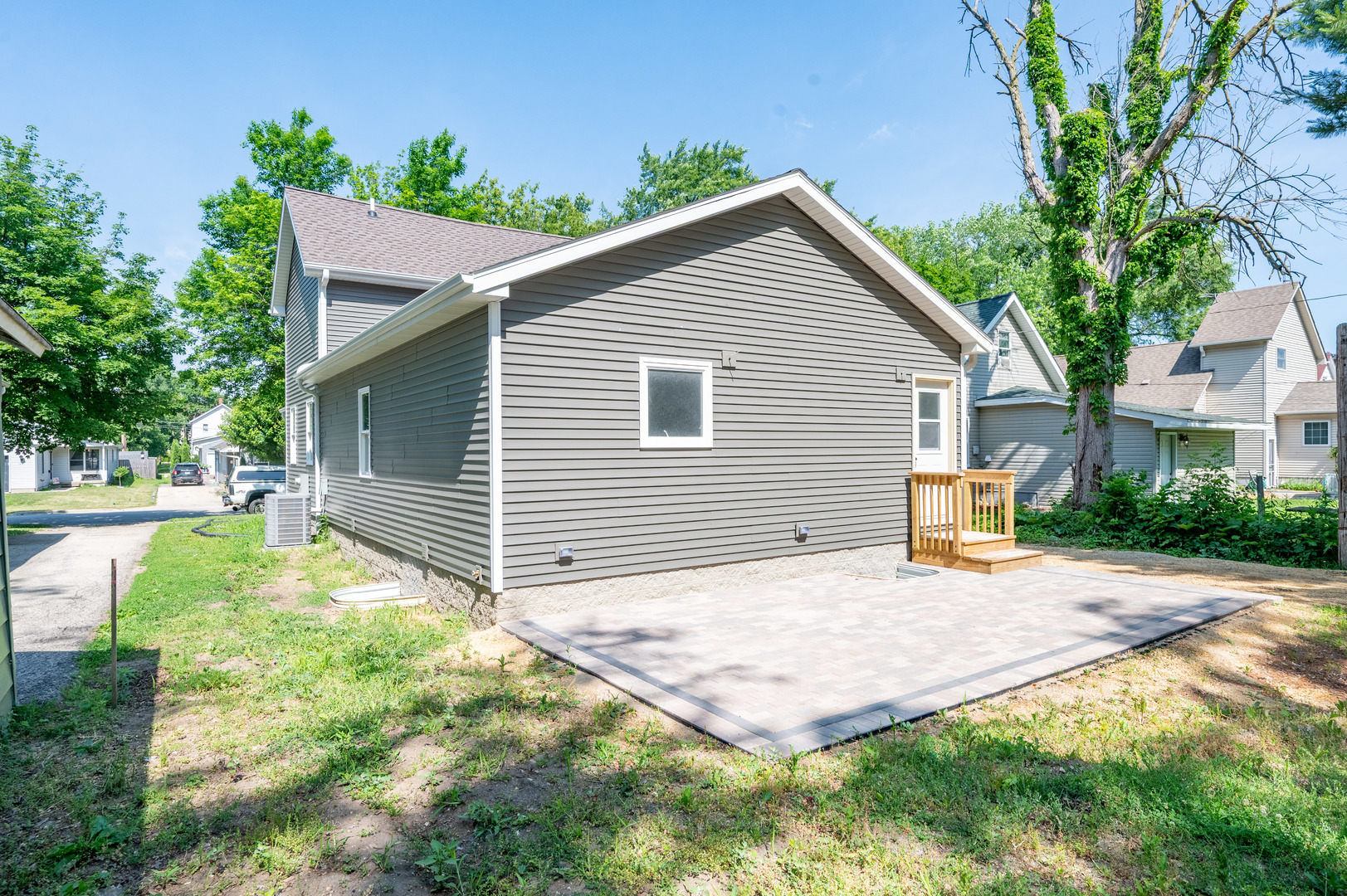 128 N Brown Street