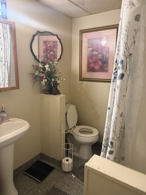 1333 Court Leona