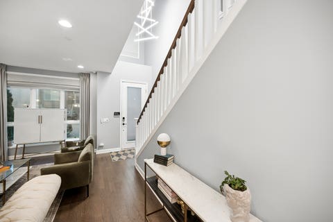 Tiny photo for 1279 Gateway Court, Northbrook, IL 60062 (MLS # 12719830)