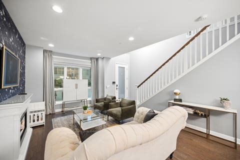Tiny photo for 1279 Gateway Court, Northbrook, IL 60062 (MLS # 12719830)