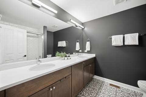Tiny photo for 1279 Gateway Court, Northbrook, IL 60062 (MLS # 12719830)