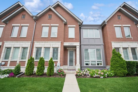 Photo of 1279 Gateway Court, Northbrook, IL 60062 (MLS # 12719830)