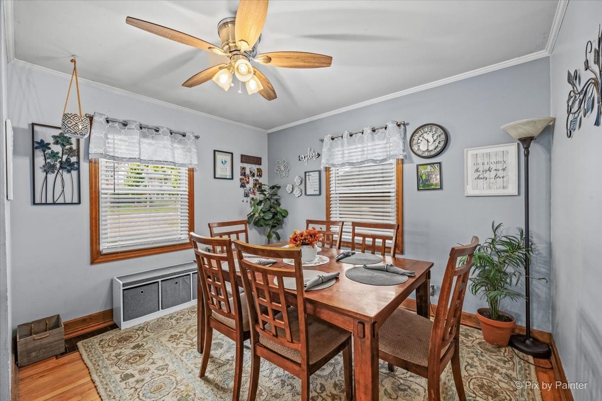 249 W Butterfield Road