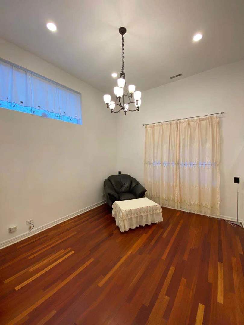 3511 S Hoyne Avenue 1