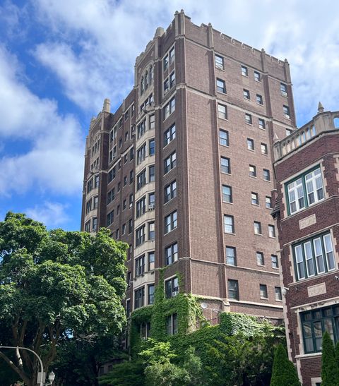 Tiny photo for 6901 S Oglesby Avenue #6C, Chicago, IL 60649 (MLS # 12481987)