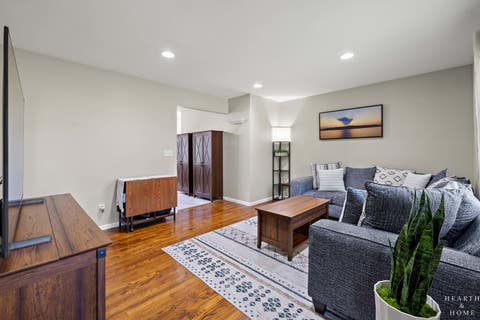 Tiny photo for 502 E Oak Street, Lake In The Hills, IL 60156 (MLS # 12649372)