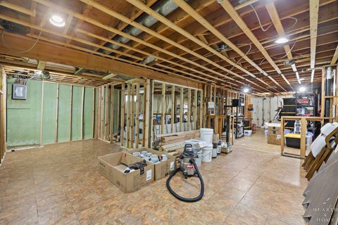 Tiny photo for 502 E Oak Street, Lake In The Hills, IL 60156 (MLS # 12649372)