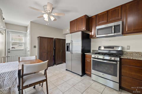 Tiny photo for 502 E Oak Street, Lake In The Hills, IL 60156 (MLS # 12649372)