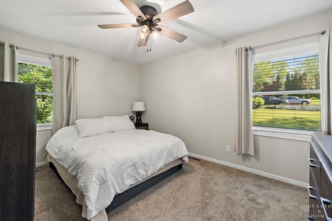 Tiny photo for 502 E Oak Street, Lake In The Hills, IL 60156 (MLS # 12649372)
