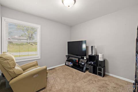 Tiny photo for 502 E Oak Street, Lake In The Hills, IL 60156 (MLS # 12649372)