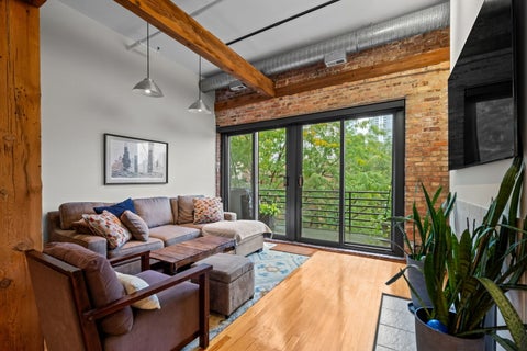Tiny photo for 1525 S Michigan Avenue #309, Chicago, IL 60605 (MLS # 12768657)