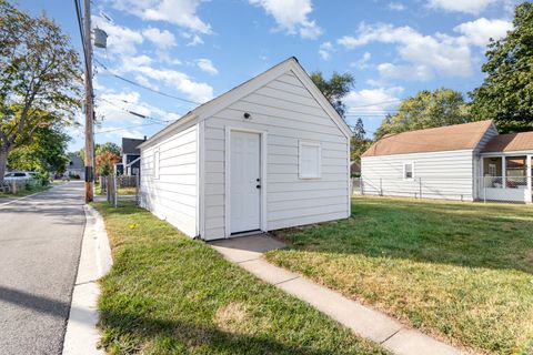 Tiny photo for 644 Lavoie Avenue, Elgin, IL 60120 (MLS # 12491271)