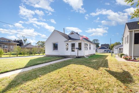 Tiny photo for 644 Lavoie Avenue, Elgin, IL 60120 (MLS # 12491271)