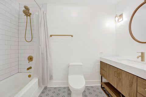 Tiny photo for 680 N Lake Shore Drive #518, Chicago, IL 60611 (MLS # 12506354)