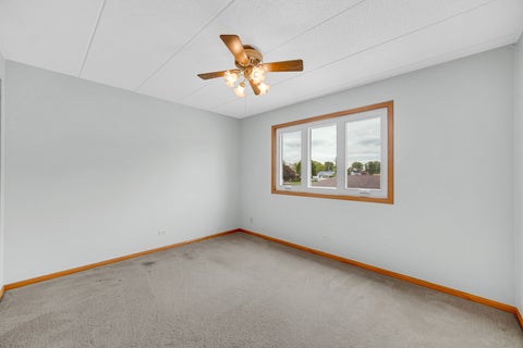 Tiny photo for 13434 E Circle Drive #404, Crestwood, IL 60418 (MLS # 12649338)