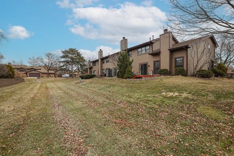 Tiny photo for 120 White Birch Lane, Westmont, IL 60559 (MLS # 12573686)