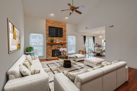 Tiny photo for 120 White Birch Lane, Westmont, IL 60559 (MLS # 12573686)