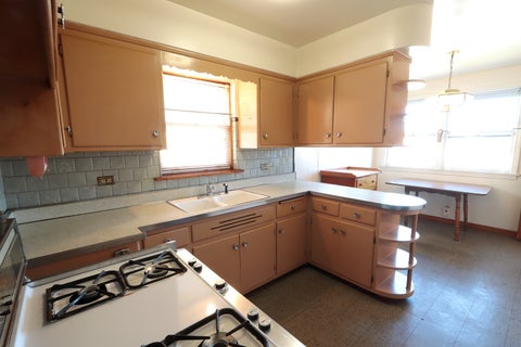 Tiny photo for 5735 S Moody Avenue, Chicago, IL 60638 (MLS # 12776454)