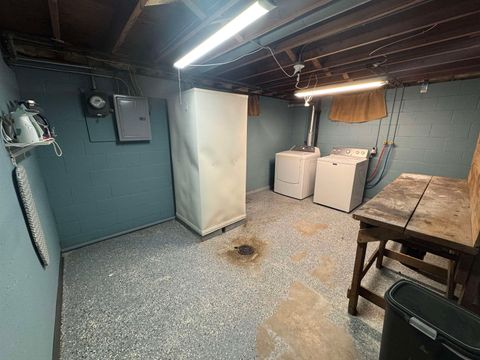 Tiny photo for 2123 N Gayman Avenue, Davenport, IA 52804 (MLS # 100000257)