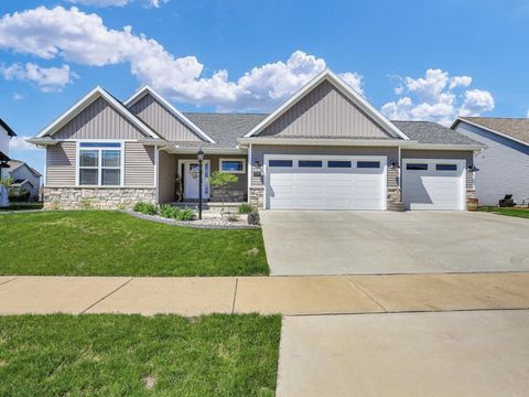 Photo of 1709 Littlefield Lane, Mahomet, IL 61853 (MLS # 12613640)