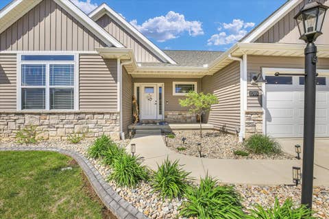 Tiny photo for 1709 Littlefield Lane, Mahomet, IL 61853 (MLS # 12613640)