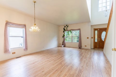 Tiny photo for 1944 Woodhaven Drive, Bartlett, IL 60103 (MLS # 12690484)
