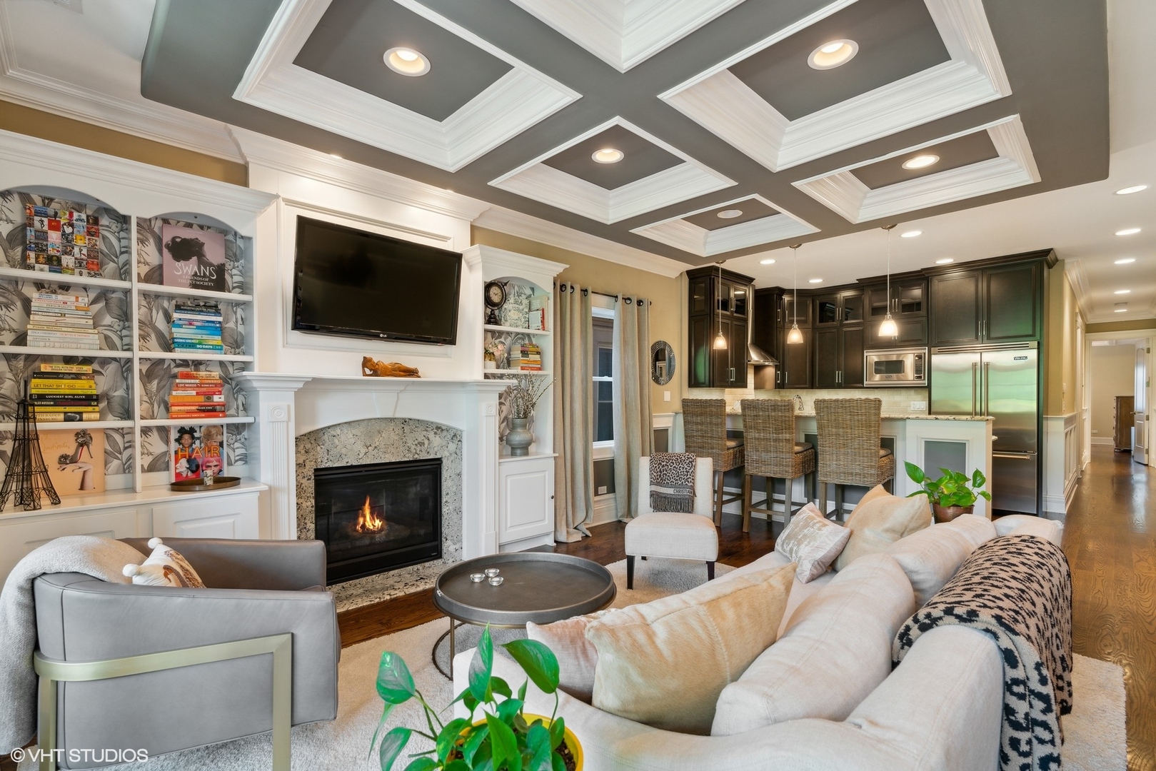 1022 W Diversey Parkway 2