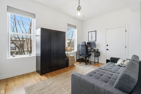 Tiny photo for 3810 N FREMONT Street #3, Chicago, IL 60613 (MLS # 12540687)