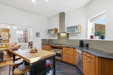 Tiny photo for 3810 N FREMONT Street #3, Chicago, IL 60613 (MLS # 12540687)