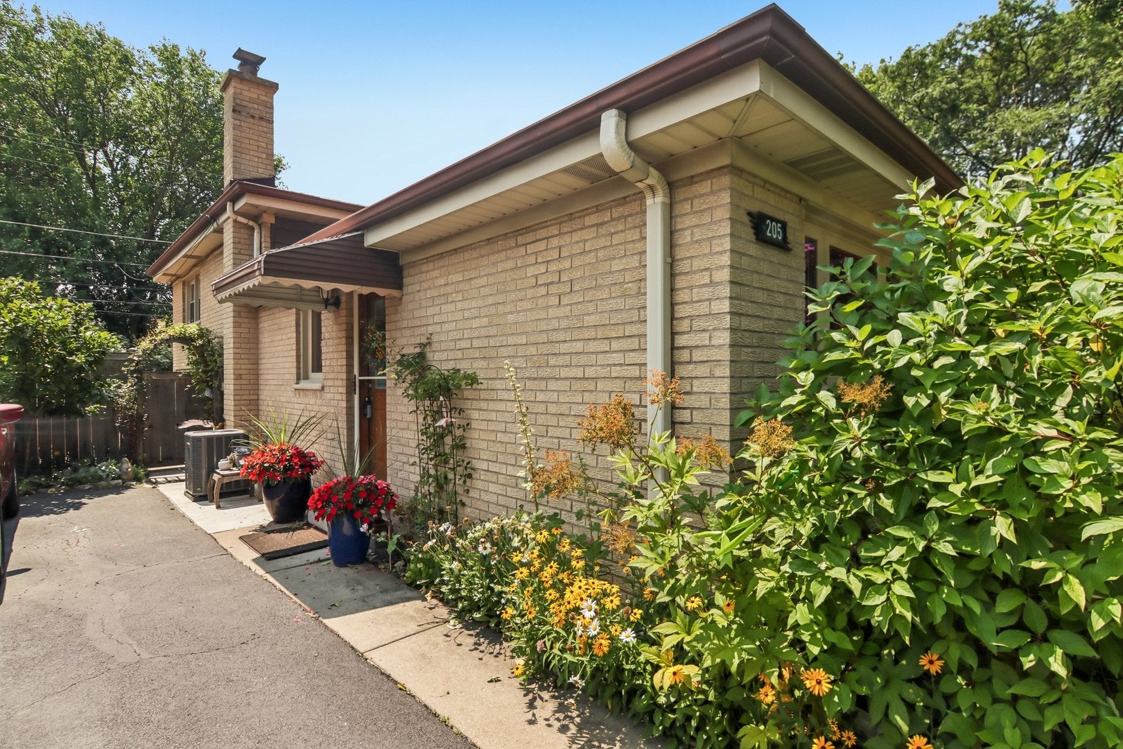205 Glenview Road
