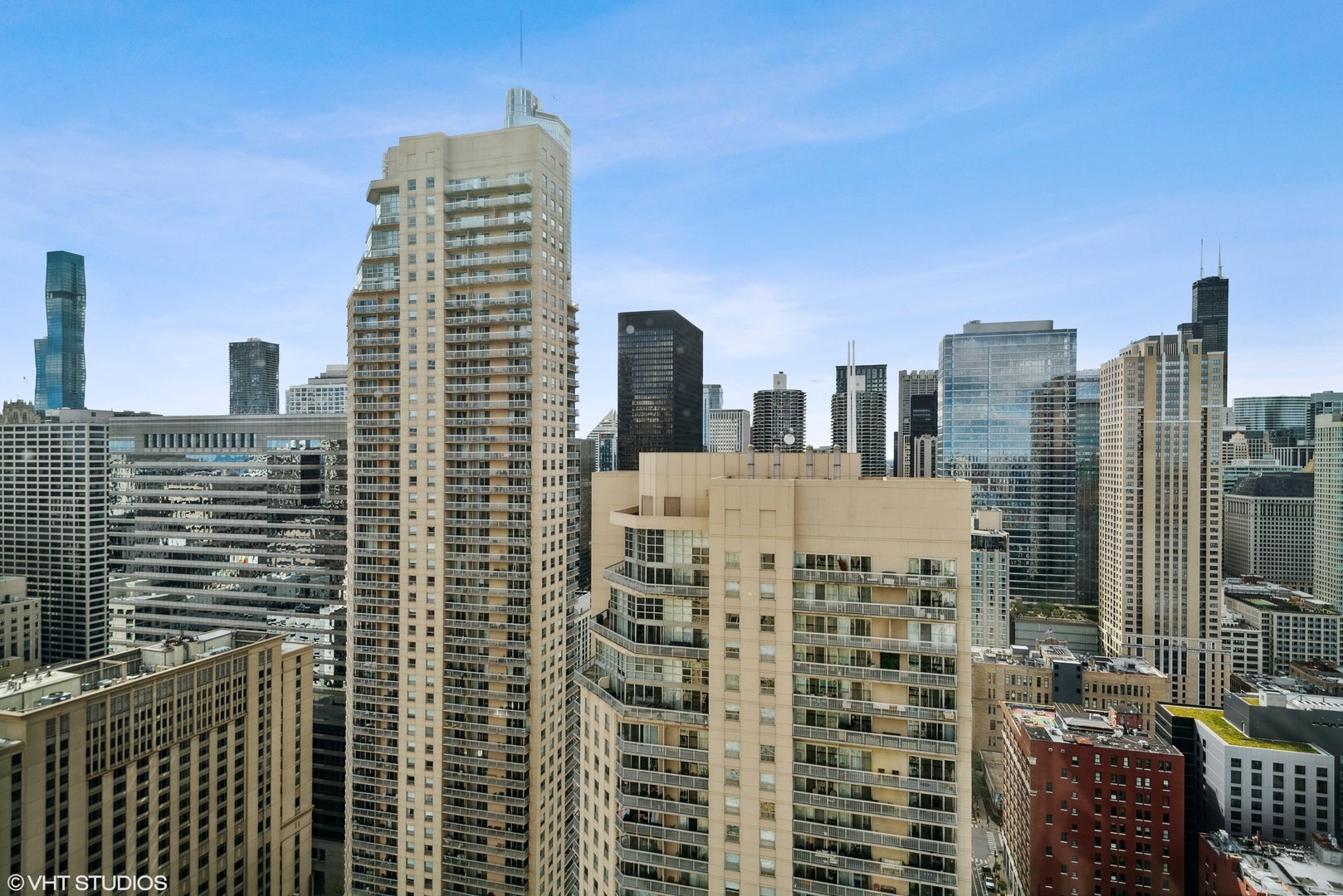 33 W Ontario Street 41ES