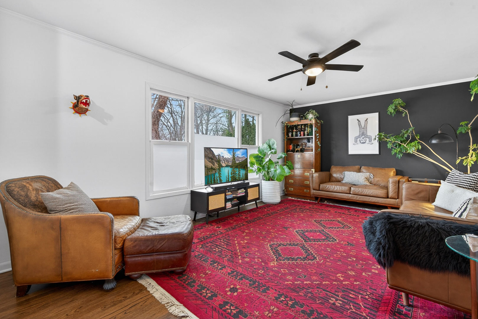 714 E Eisenhower Avenue