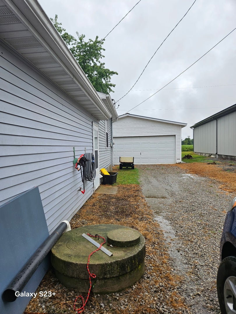 8128 City Lake Road