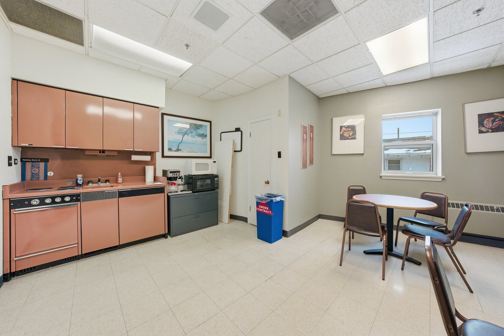 901 Burlington Avenue 2BR