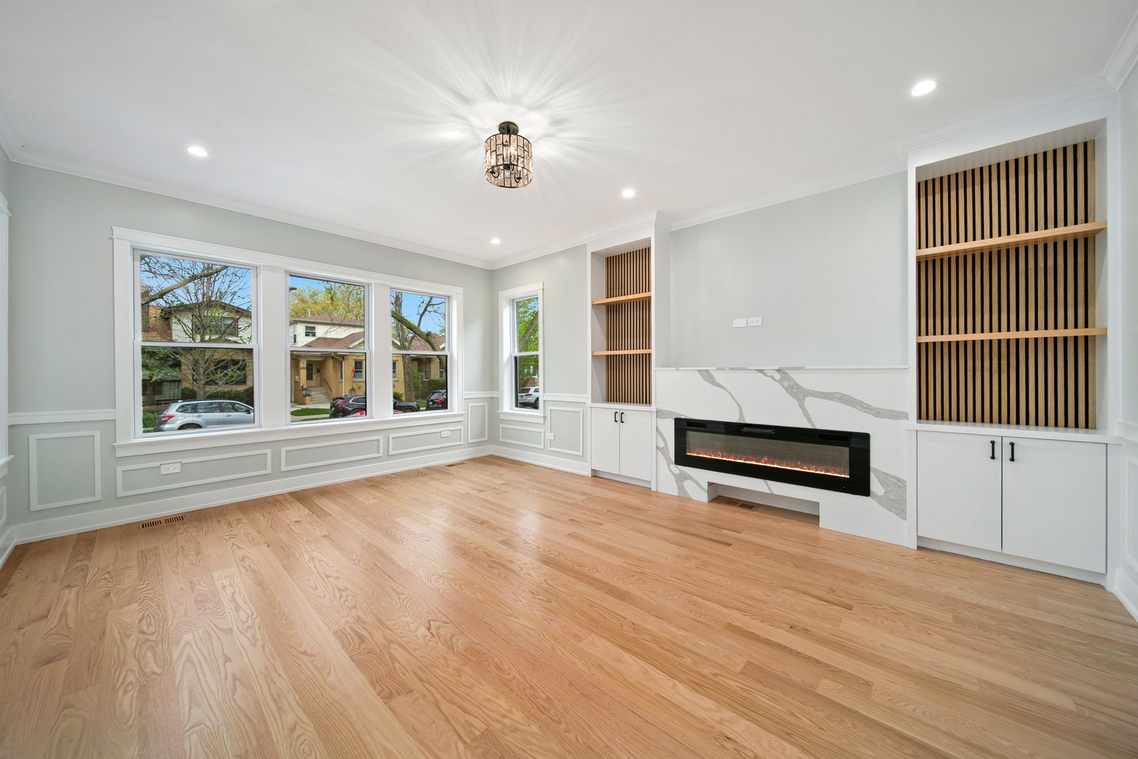 5347 N Bernard Street