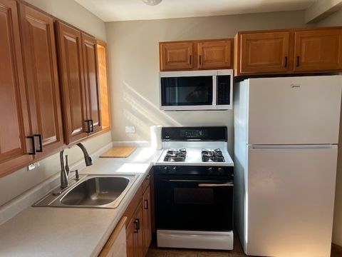Tiny photo for 7210 Oak Avenue #3SW, River Forest, IL 60305 (MLS # 12434635)
