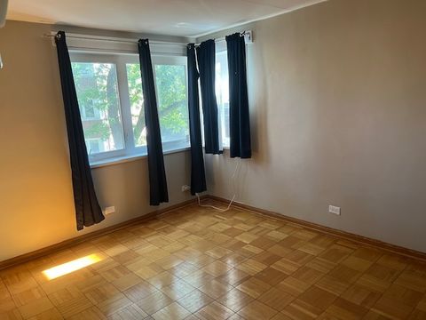 Tiny photo for 7210 Oak Avenue #3SW, River Forest, IL 60305 (MLS # 12434635)