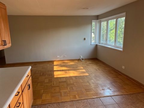 Tiny photo for 7210 Oak Avenue #3SW, River Forest, IL 60305 (MLS # 12434635)