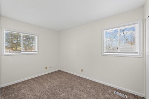 Tiny photo for 402 S Dodson Drive, Urbana, IL 61802 (MLS # 12551912)