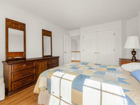 Tiny photo for 9S211 Graceland Street, Downers Grove, IL 60516 (MLS # 12517609)