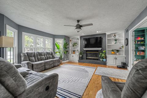 Tiny photo for 2503 Blarney Stone Lane, Bloomington, IL 61704 (MLS # 12682683)
