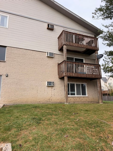 Tiny photo for 655 Deepwoods Drive #1J, Mundelein, IL 60060 (MLS # 12796778)