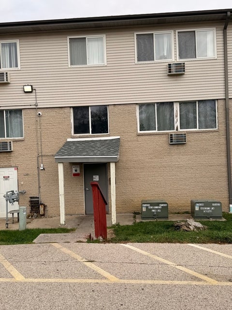 Tiny photo for 655 Deepwoods Drive #1J, Mundelein, IL 60060 (MLS # 12796778)