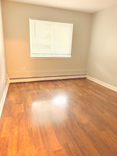 Tiny photo for 655 Deepwoods Drive #1J, Mundelein, IL 60060 (MLS # 12796778)