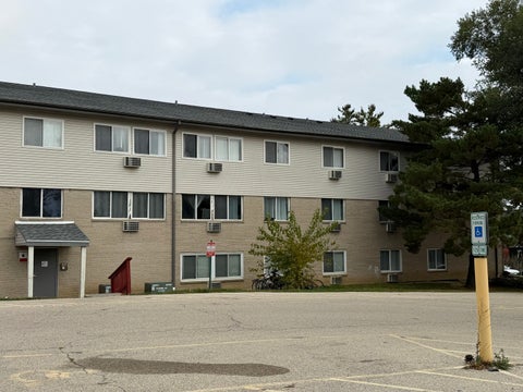Photo of 655 Deepwoods Drive #1J, Mundelein, IL 60060 (MLS # 12796778)