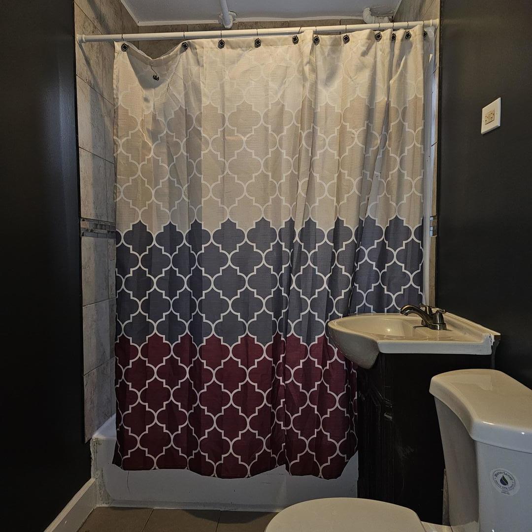 1825 S Lawndale Avenue