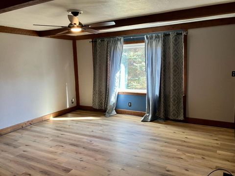 Tiny photo for 910 W 19th Street, Sterling, IL 60181 (MLS # 12460193)